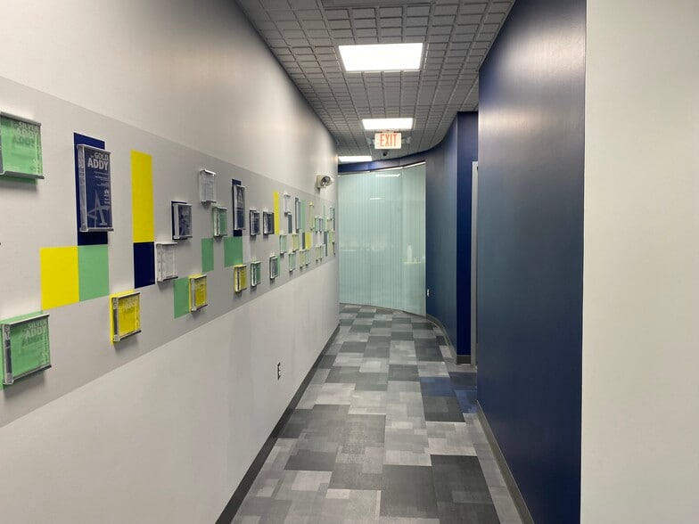 More Photos Of 1335 E Bradford Pky, Springfield Office For Lease