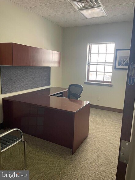 More Photos Of 106 York Rd, Jenkintown Office Residential For Sale