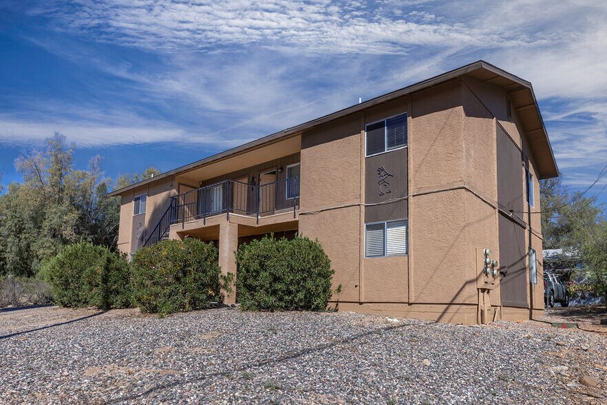 More Photos Of 450 Palm Dr, Wickenburg Apartments For Sale