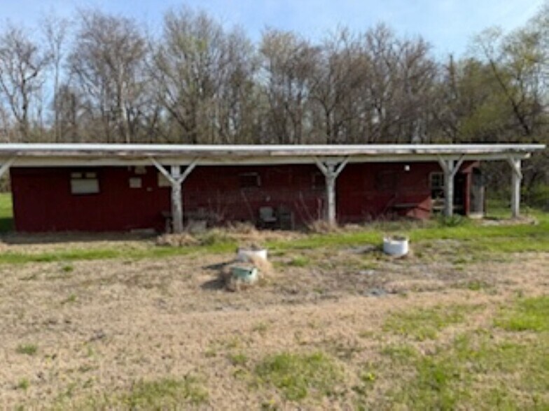 More Photos Of 1919 Buchanan Rd, Evansville Industrial For Sale