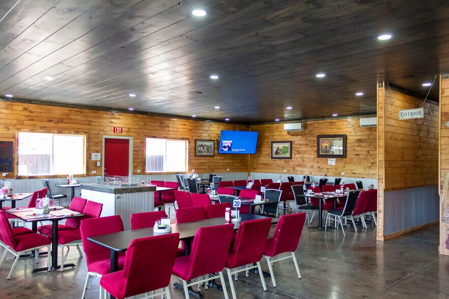 More Photos Of 9559 Co 5440 Rd rd, Ozone Restaurant For Sale