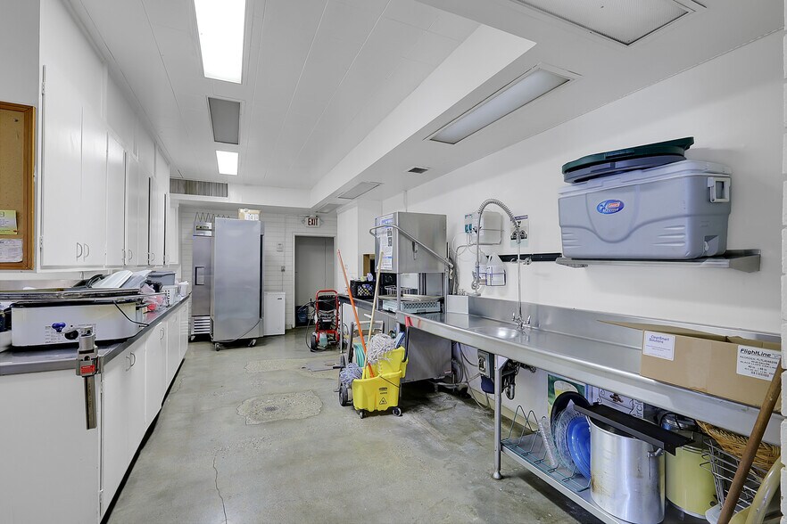 More Photos Of 800 D St, Marysville Religious Facility For Sale