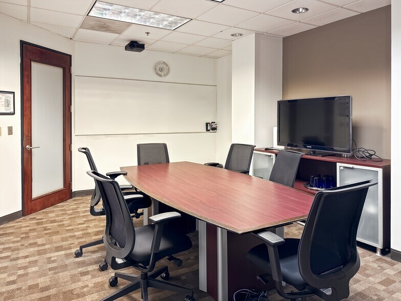 More Photos Of 125 Townpark Dr NW, Kennesaw Coworking Space