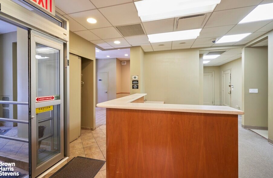 More Photos Of 1115 Fifth Ave, New York Apartments For Sale