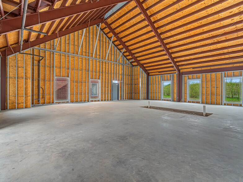 More Photos Of 7103 S Peek Rd, Richmond Medical For Sale