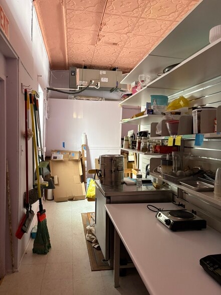 More Photos Of 361 Huron Ave, Cambridge Storefront For Lease