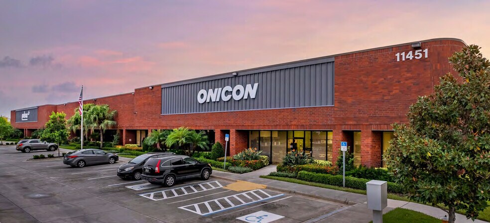 More Photos Of 11401 Belcher Rd, Largo Unknown For Lease