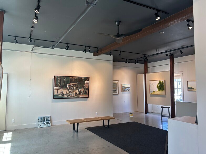 More Photos Of 700-706 Gilman St, Berkeley Warehouse For Sale