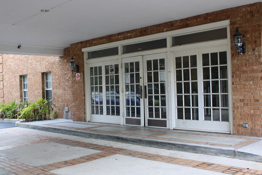 More Photos Of 5385 Conroy Rd, Orlando Medical For Sale