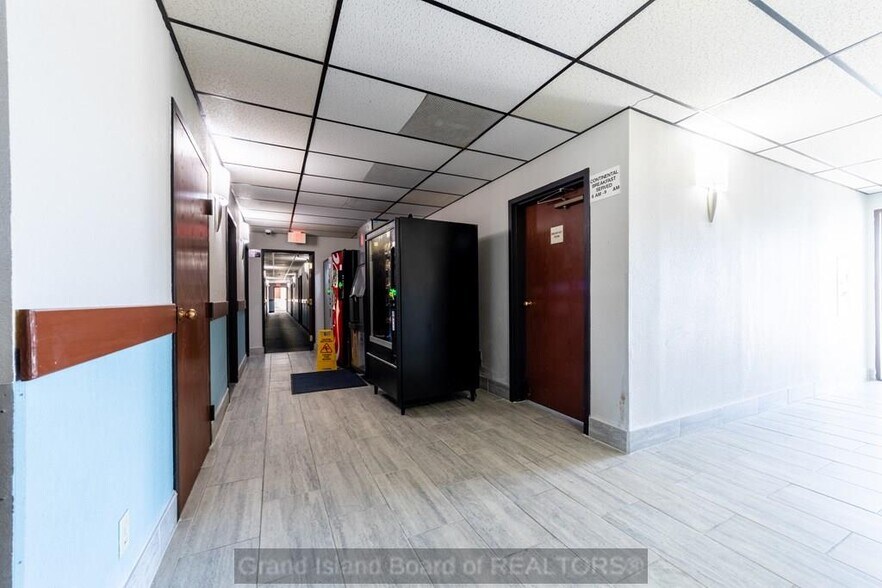 More Photos Of 2620 N Diers Ave, Grand Island Hotel For Sale