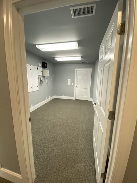 More Photos Of 4832 Highway 162, Hollywood Office For Lease