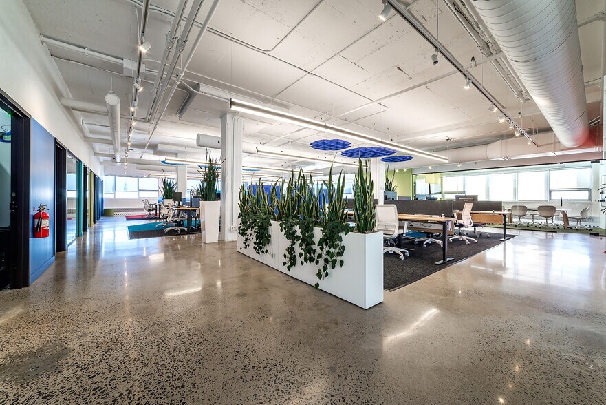 More Photos Of 90 Rue Beaubien O, Montréal Loft Creative Space For Lease