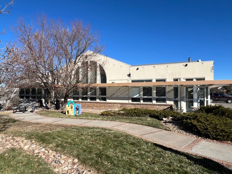 More Photos Of 2 Oakwood Park, Castle Rock Medical For Lease