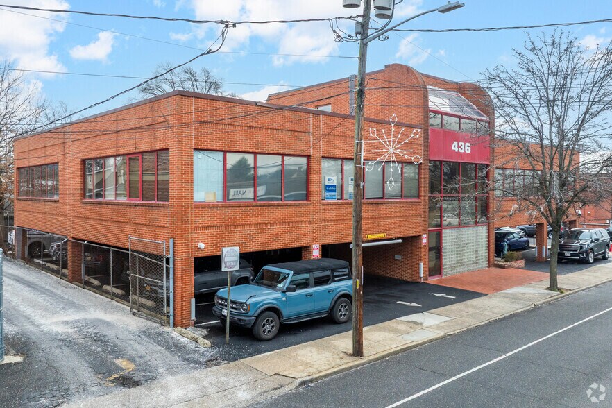 Primary Photo Of 436 Willis Ave, Williston Park Office For Lease