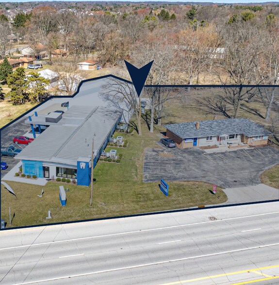 More Photos Of 14911 In-23, Granger Auto Repair For Sale