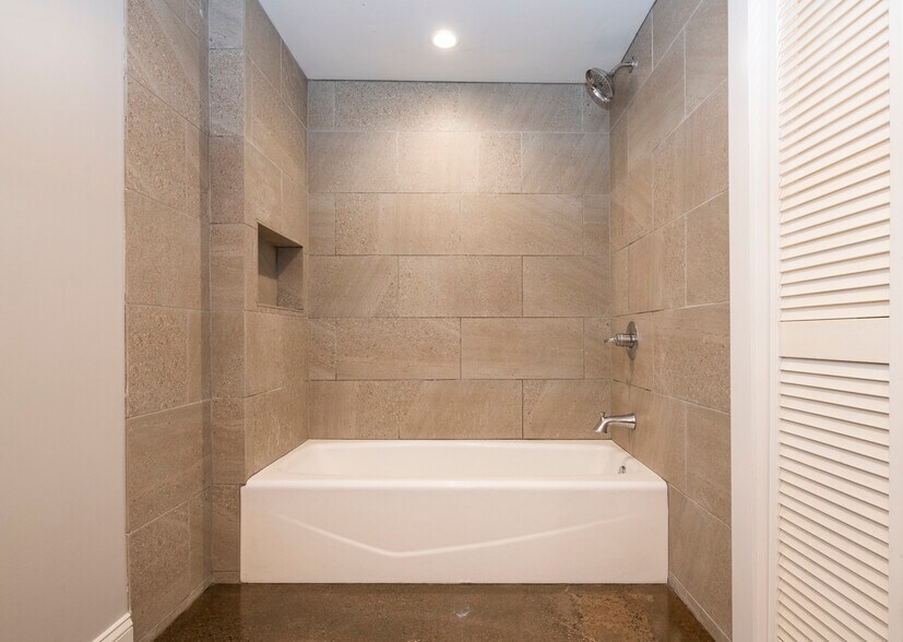 More Photos Of 2135 E Susquehanna Ave, Philadelphia Apartments For Sale