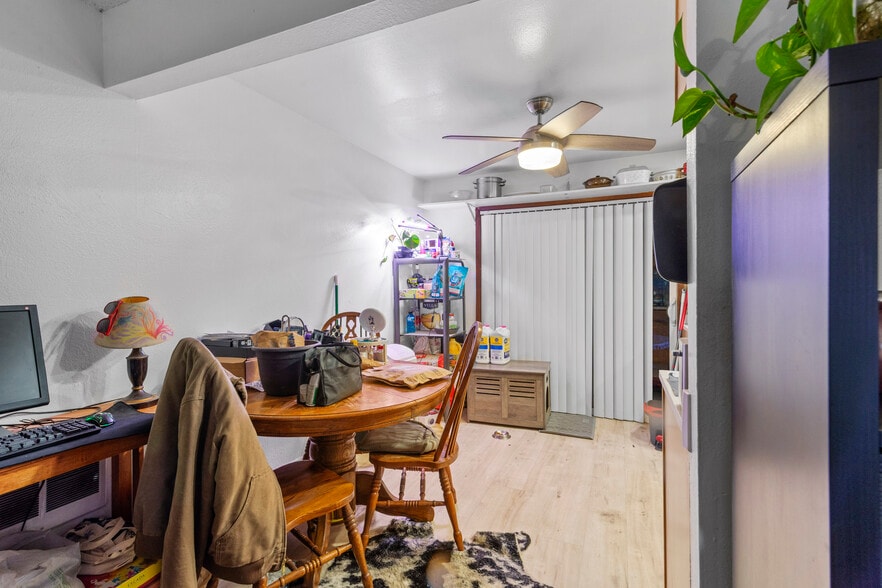 More Photos Of 15540 NE Couch St, Portland Apartments For Sale