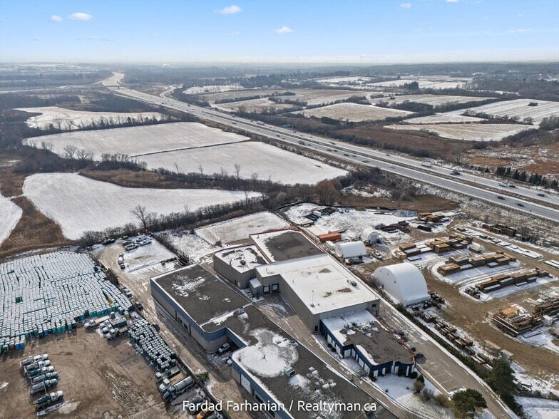 More Photos Of 42 Cardico Dr, Whitchurch-Stouffville Warehouse For Lease