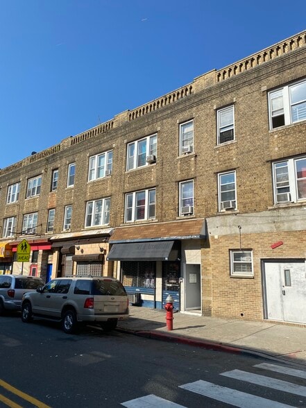 Primary Photo Of 75 Martin Luther King Jr Dr, Jersey City Apartments For Sale