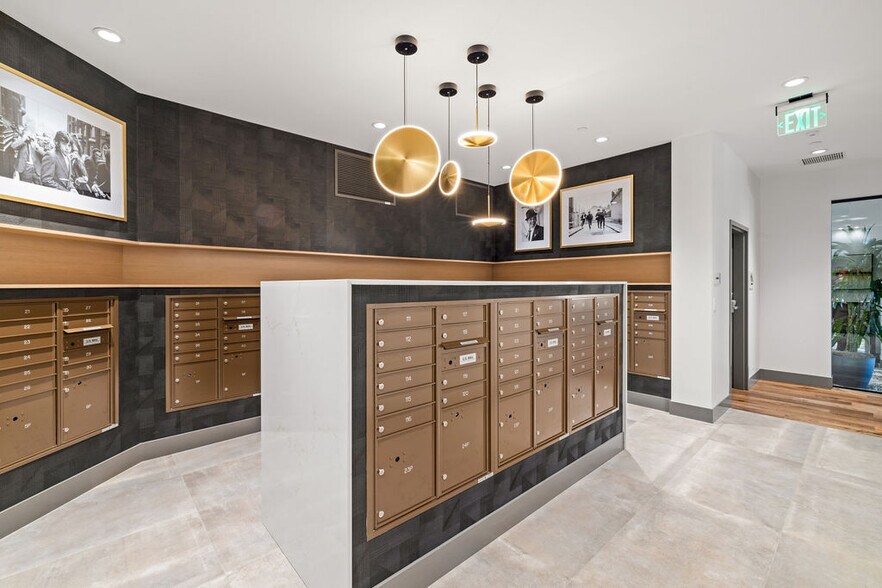 More Photos Of 110 Roy St, Seattle Apartments For Lease