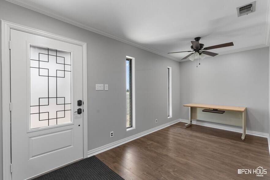 More Photos Of 9478 Seymour Hwy, Wichita Falls Industrial For Sale