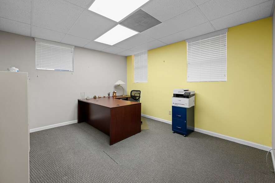More Photos Of 3185 Lakeside Dr, Reno Office For Sale