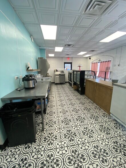 More Photos Of 3015 Youngfield St, Golden Restaurant For Lease