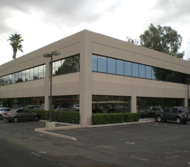 More Photos Of 8502 E Via de Ventura, Scottsdale Office For Lease