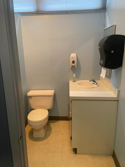 More Photos Of 1736 Sanderson Ave, Scranton Rehabilitation Center For Sale