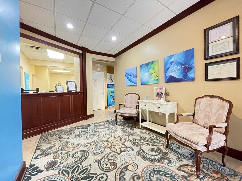 More Photos Of 5800 NW 39th Ave, Gainesville Office For Sale