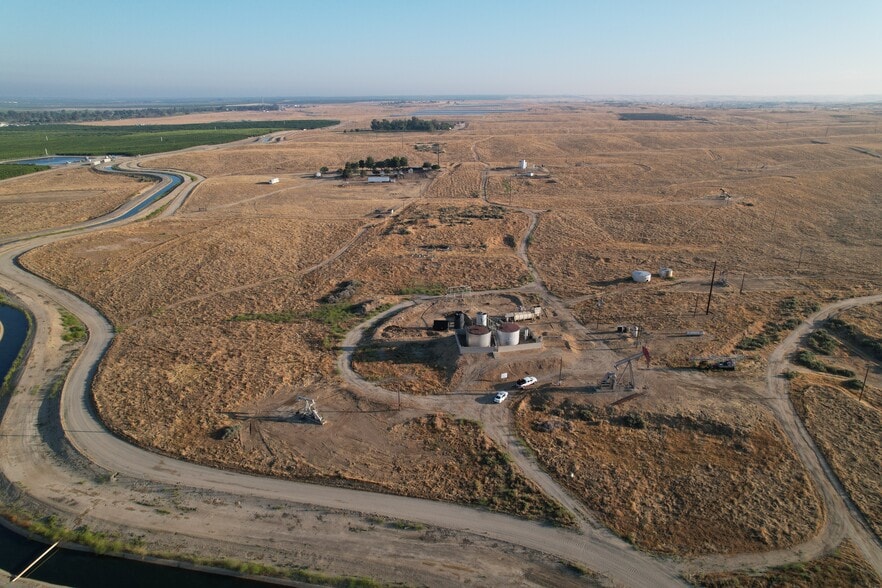 More Photos Of 20 Acres in Kern County Rd, Bakersfield Land For Sale
