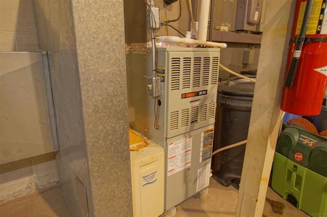 More Photos Of 719 S Buffalo St, Warsaw Office For Lease