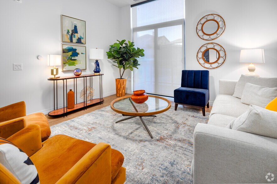 More Photos Of 66 Weber St E, Kitchener Apartments For Lease