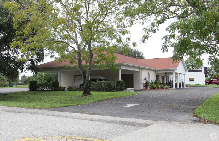 Primary Photo Of 2701 Lee Blvd, Lehigh Acres Funeral Home For Sale