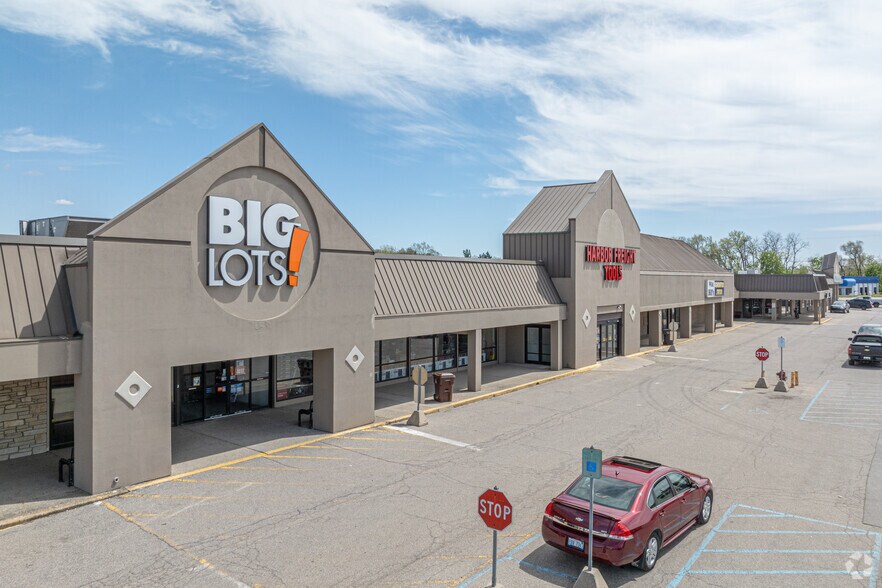 Primary Photo Of 3500-3518 Plainfield Ave NE, Grand Rapids Unknown For Lease