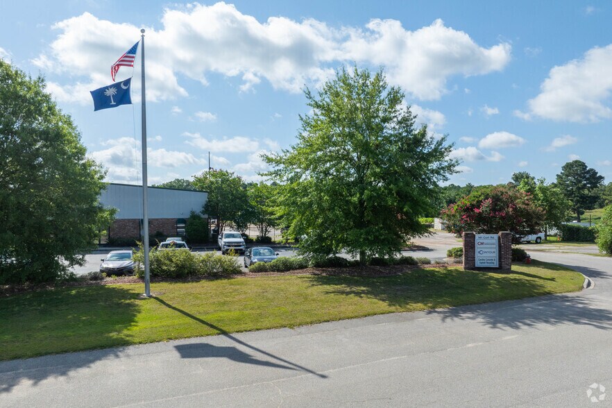 More Photos Of 141 Cort Rd, Columbia Warehouse For Lease