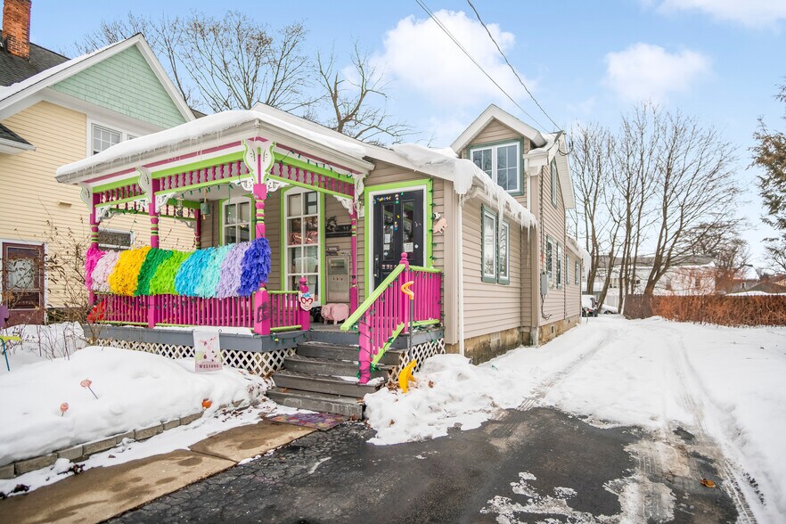 More Photos Of 34 White St, Fredonia Office For Sale