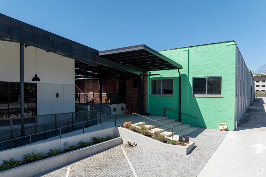 More Photos Of 945 Allene Ave SW, Atlanta Light Distribution For Lease