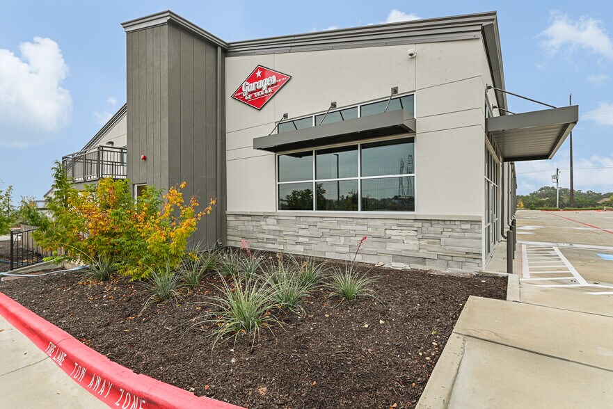 More Photos Of 1009 N Ranch 620 Rd, Lakeway Warehouse For Sale