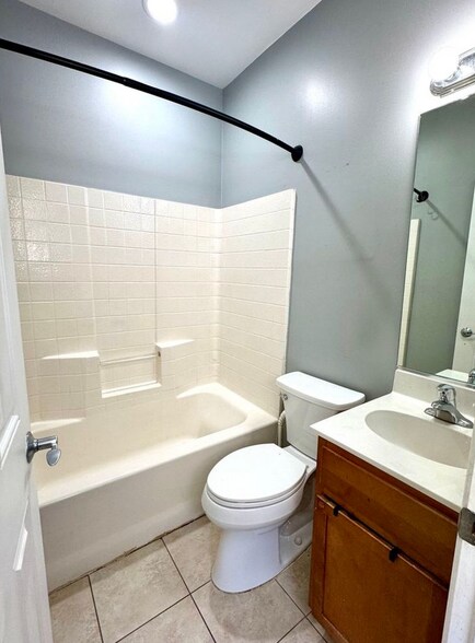 More Photos Of , Chicago Multifamily For Sale