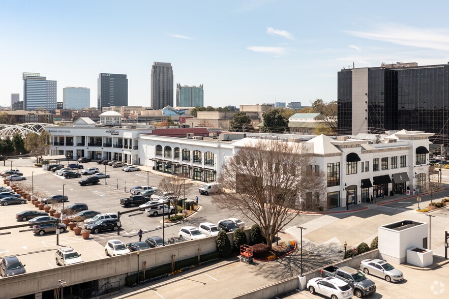 More Photos Of 1745 Peachtree St NE, Atlanta Storefront Retail Office For Lease