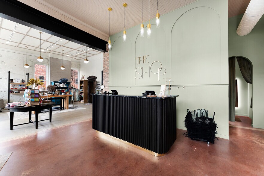 More Photos Of 110-112 S Bois D'arc St, Forney Storefront Retail Office For Sale