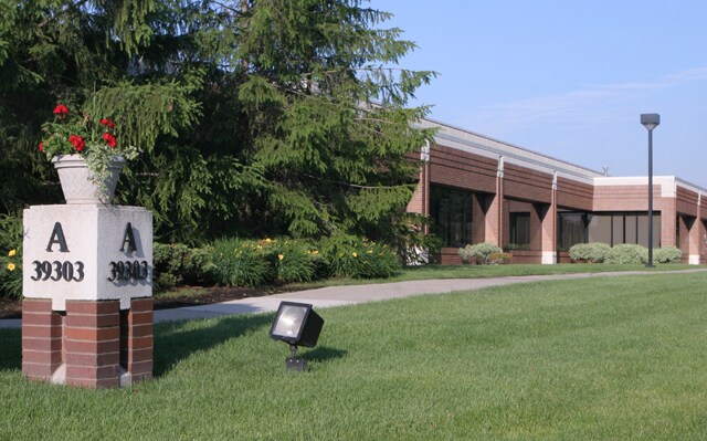 More Photos Of 39205 Country Club Dr, Farmington Hills Unknown For Lease