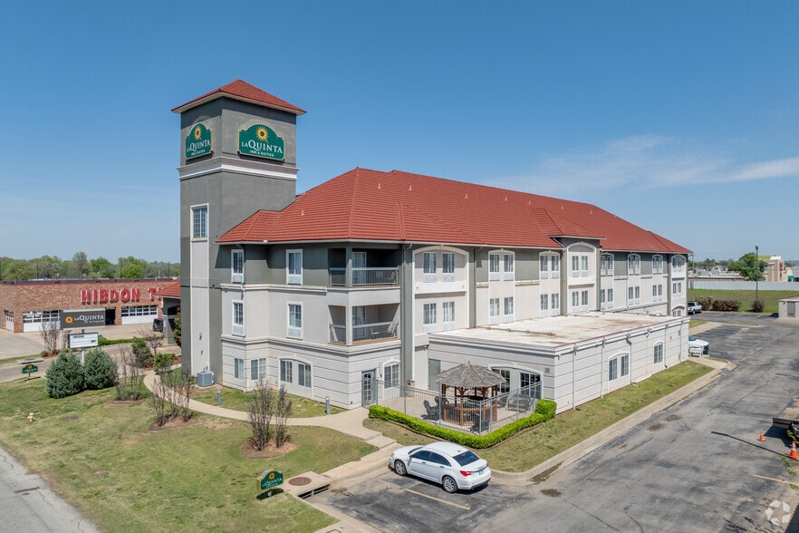 Primary Photo Of 23 N 67th East Ave, Tulsa Hotel For Sale