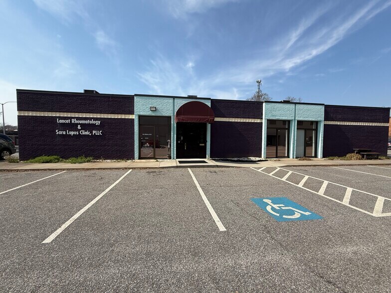 Primary Photo Of 275 Executive Park Blvd, Winston-Salem Medical For Lease