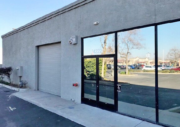 More Photos Of 4222 W Shaw Ave, Fresno Coworking Space