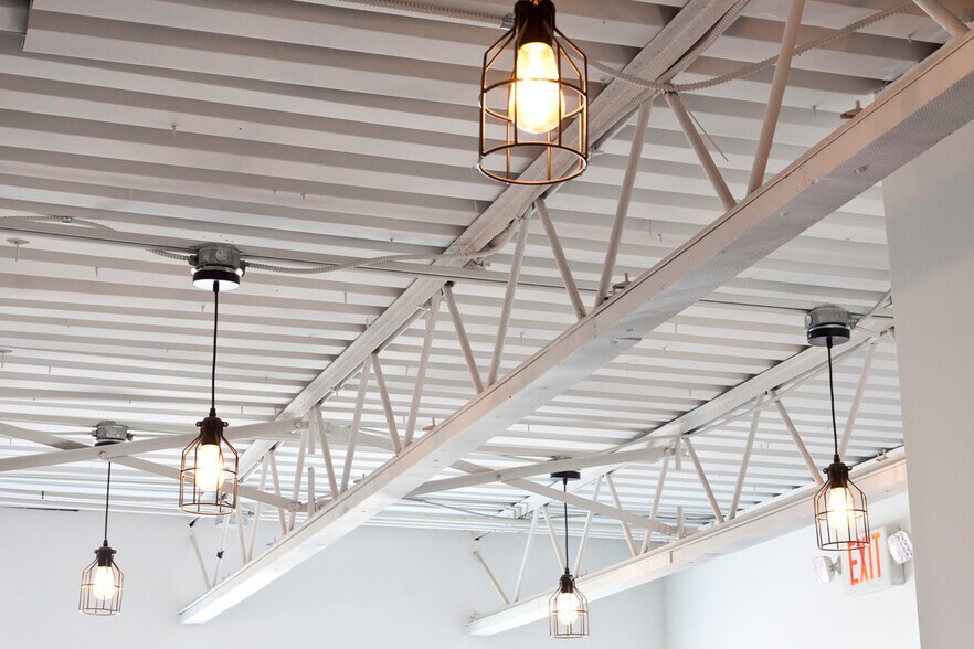 More Photos Of 800 Hilton Rd, Ferndale Loft Creative Space For Lease