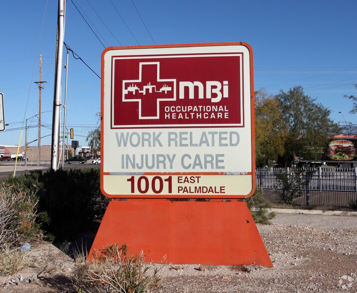 More Photos Of 1001 E Palmdale St, Tucson Medical For Sale