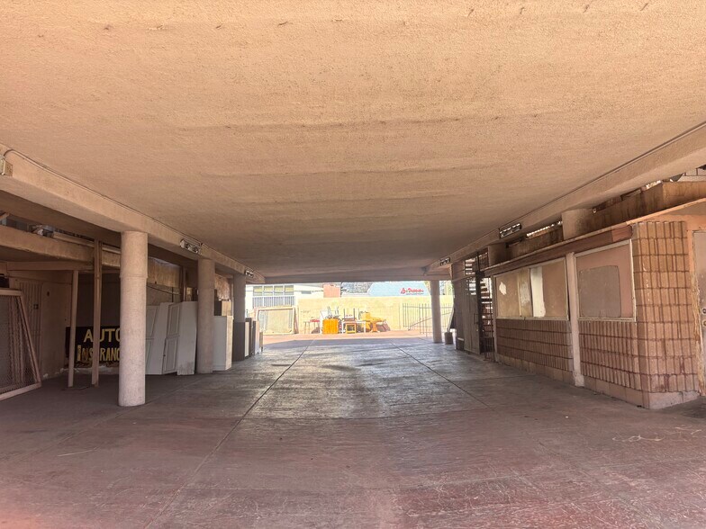 More Photos Of 3761 Royal Crest St, Las Vegas Office Residential For Sale