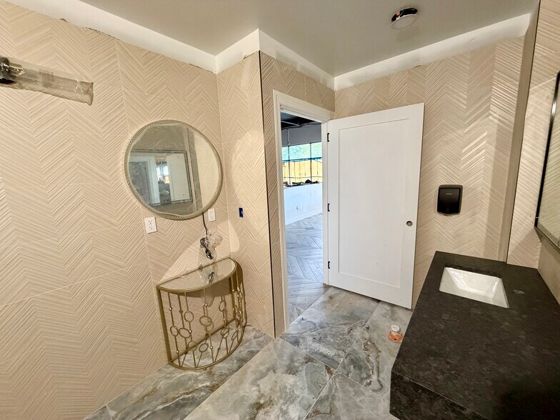 More Photos Of 57 Hamburg Tpke, Riverdale Restaurant For Sale